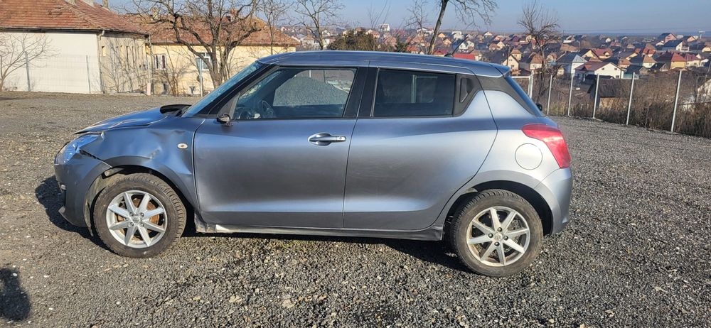 Suzuki Swift 2018 1.3i  4x4 AVARIAT 64000km