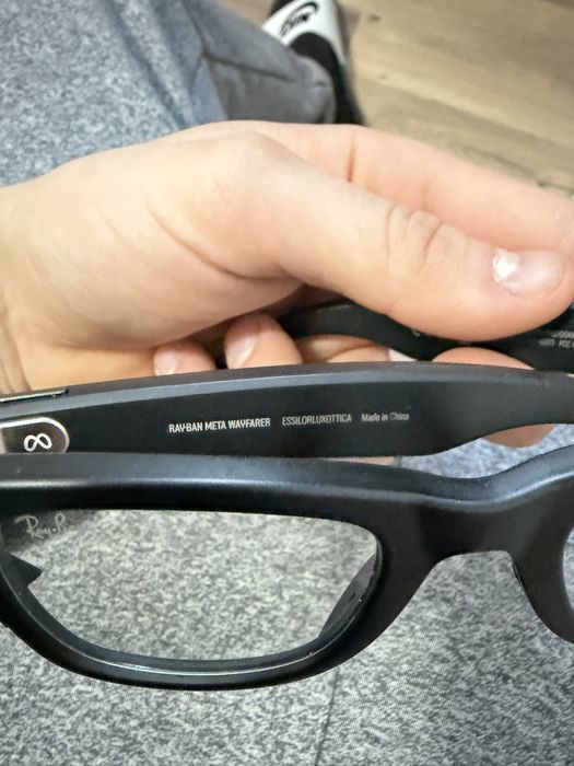 Ochelari rayban meta