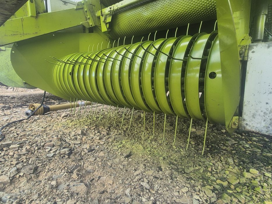 Пресс подборщик Claas rollant 44