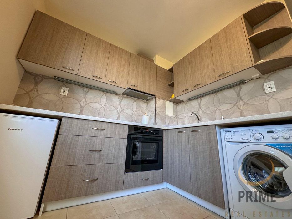 Дава се под наем Двустаен апартамент в Бургас, Лазур - 56 кв.м за 510 € - Снимка #5