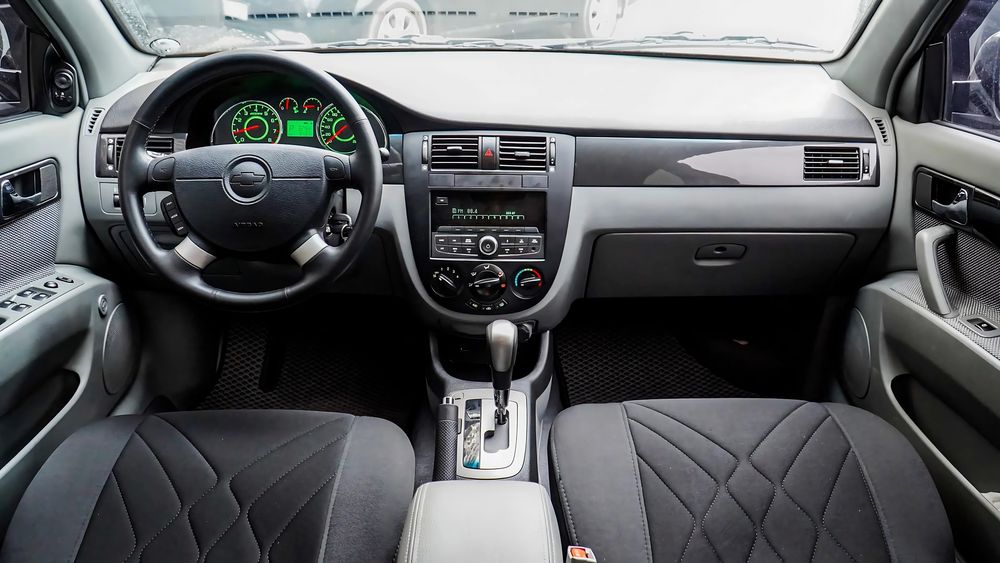 ARENDA  Nexia 3 automat ( spark , cobolt, gentra)