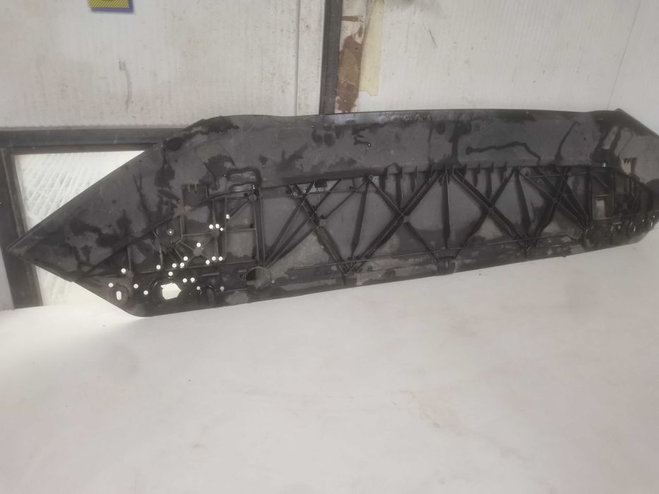 Deflector bara fata audi a4 b9 2016 2019