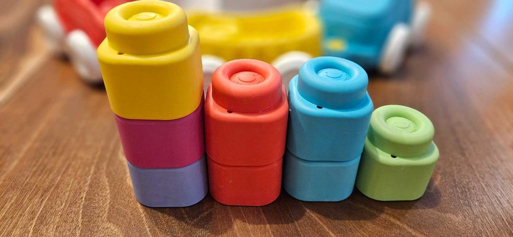 Бебешки играчки Clemmy soft touch and play