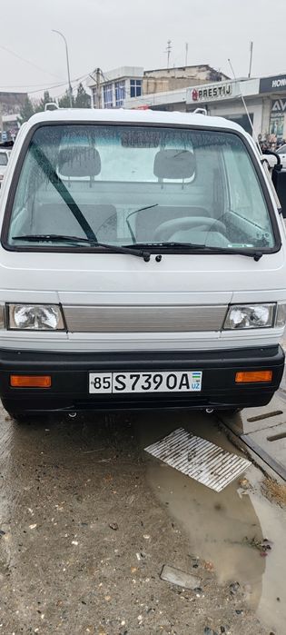 Автомобиль Шевралет Лабо