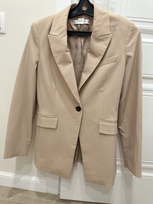 Продам классический пиджак