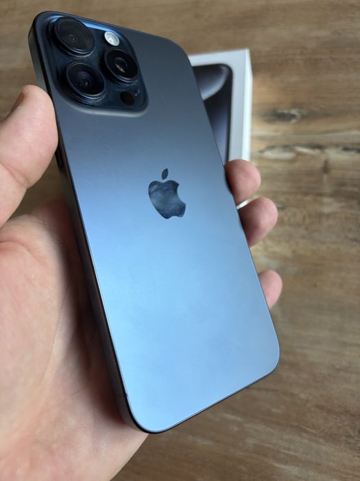 Vand iPhone 15 Pro Max 256gb