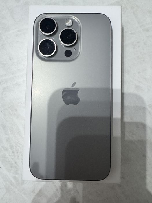 Vand Iphone 15 PRO impecabil