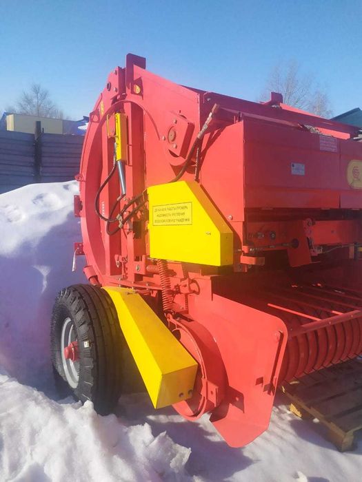 Пресс-подборщик рулонный ПР-Ф-145М