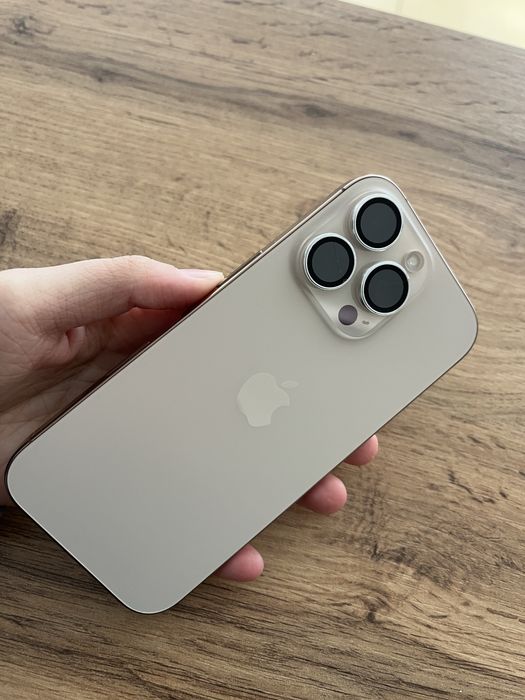 Прдам Айфон 16про