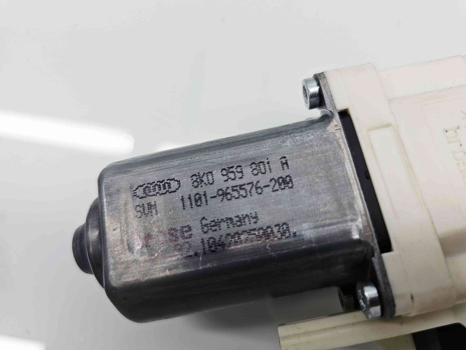 Motoras geam stanga fata Audi A4 (8K5, B8) Avant [Fabr 2008-2015]