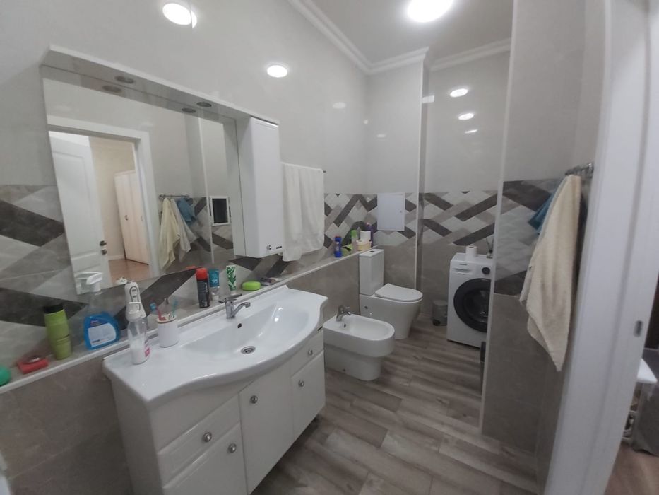 Продается 2х ком квартира