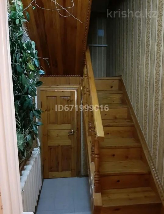 Продается дом 7 комнат. 220 м2. 9 сот.