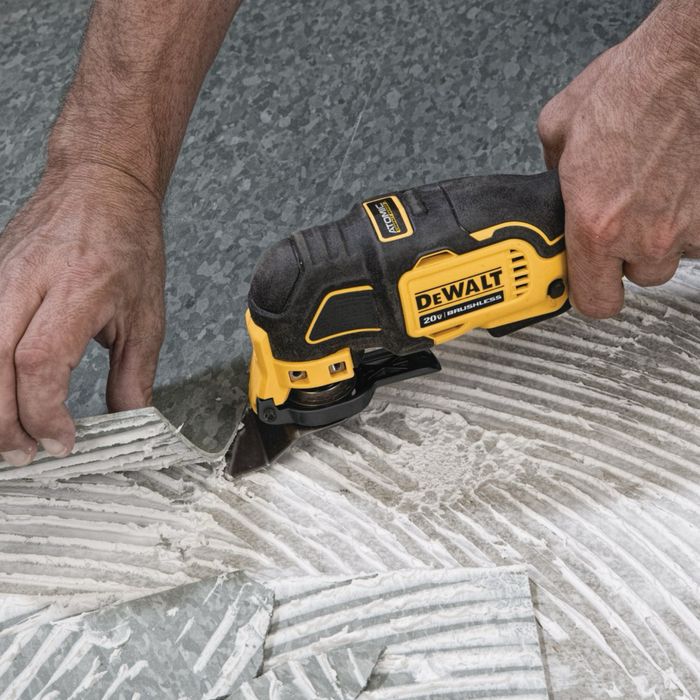 Акумулаторен мултифункционален инструмент DeWALT DCS356NT 18V
