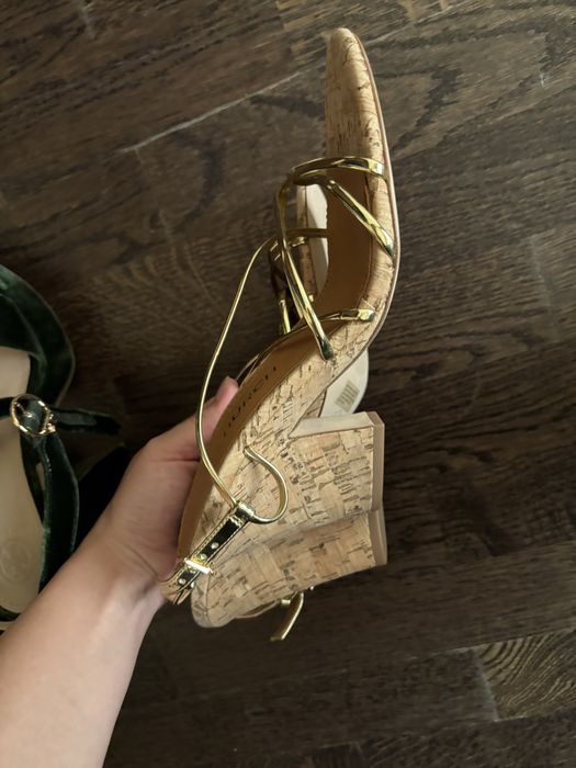 Босоножки новые брендовые Tory Burch