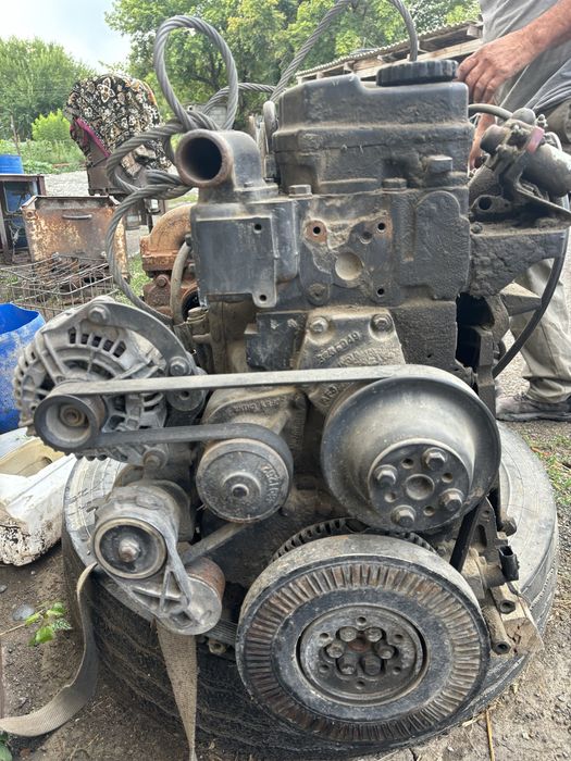 Двигатель cummins