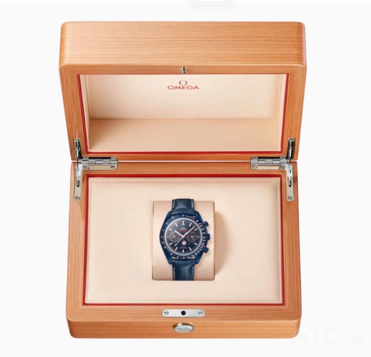 Часы Omega Speedmaster Moonphase (Синяя керамика / Авантюрин)