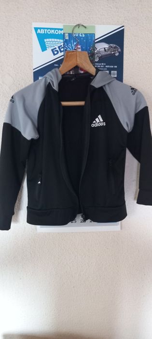 Деско горнище на адидас