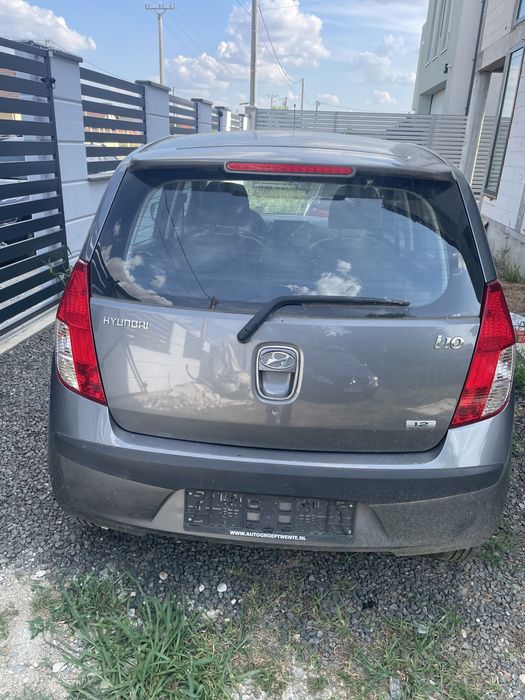 Hyundai -i10 -2011