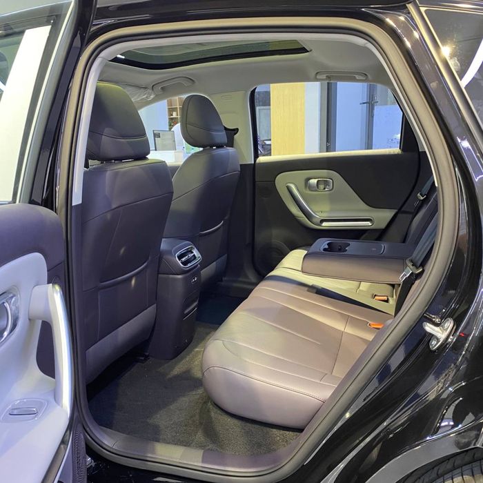 Leapmotor  B01 550KM EV Premium Full 3 yil kafolat