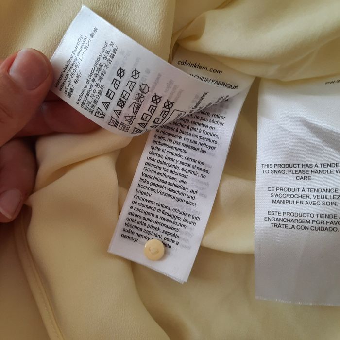 Нова рокля Calvin Klein 38ми номер