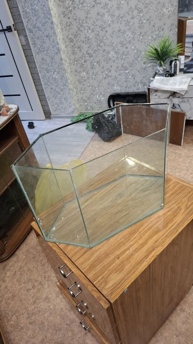 Аквариум 35 литров,без крышки