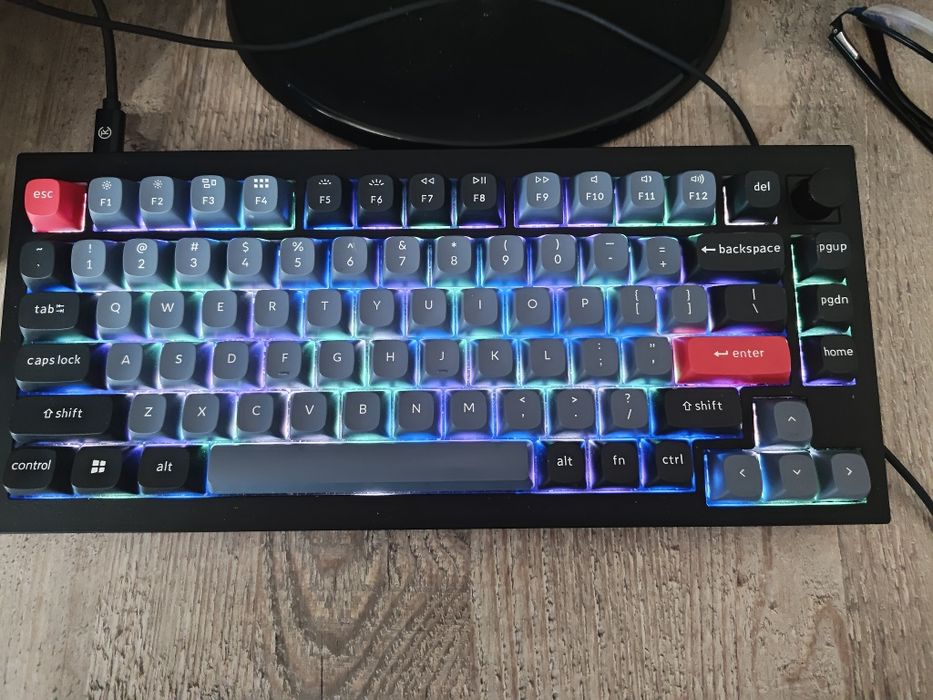 Механическая проводная клавиатура Keychron V1