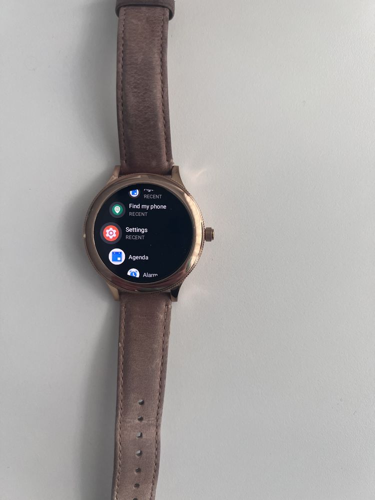 Fossil smartwatch hot sale dw5a