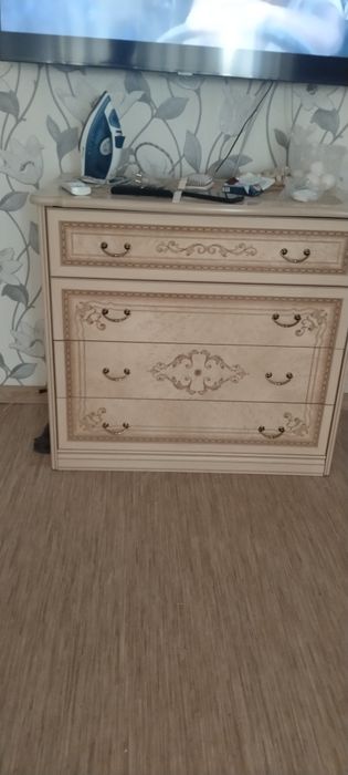 Продам комод,б/у