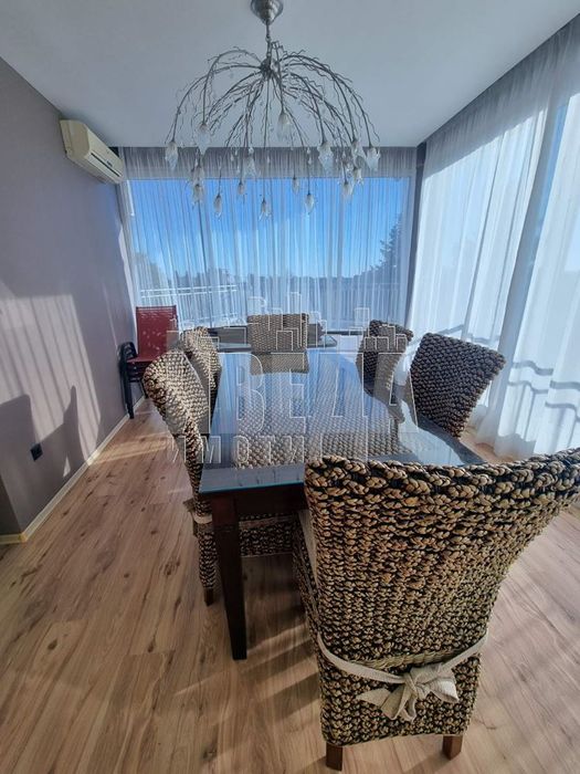 Дава се под наем Тристаен апартамент в к.к. Св.Св. Константин и Елена - 110 кв.м за 950 € - Снимка #3