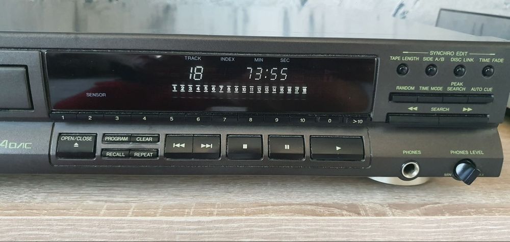 Vând CD Player Technics SL-PG440A