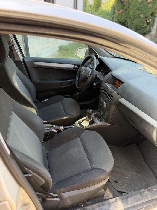Opel Astra H