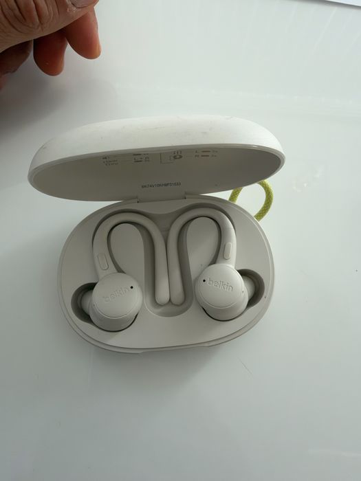 Слушалки Belkin за продаване