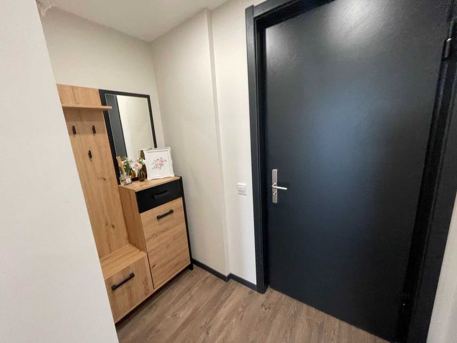 Дава се под наем Двустаен апартамент в Бургас, Лазур - 70 кв.м за 612 € - Снимка #5