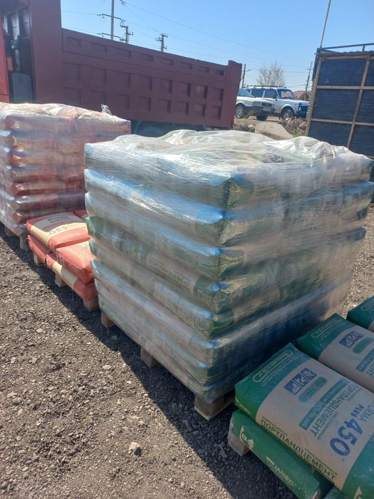 Цемент клей песок