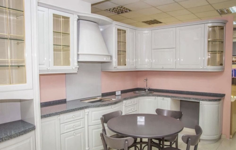 Кухонные гарнитуры