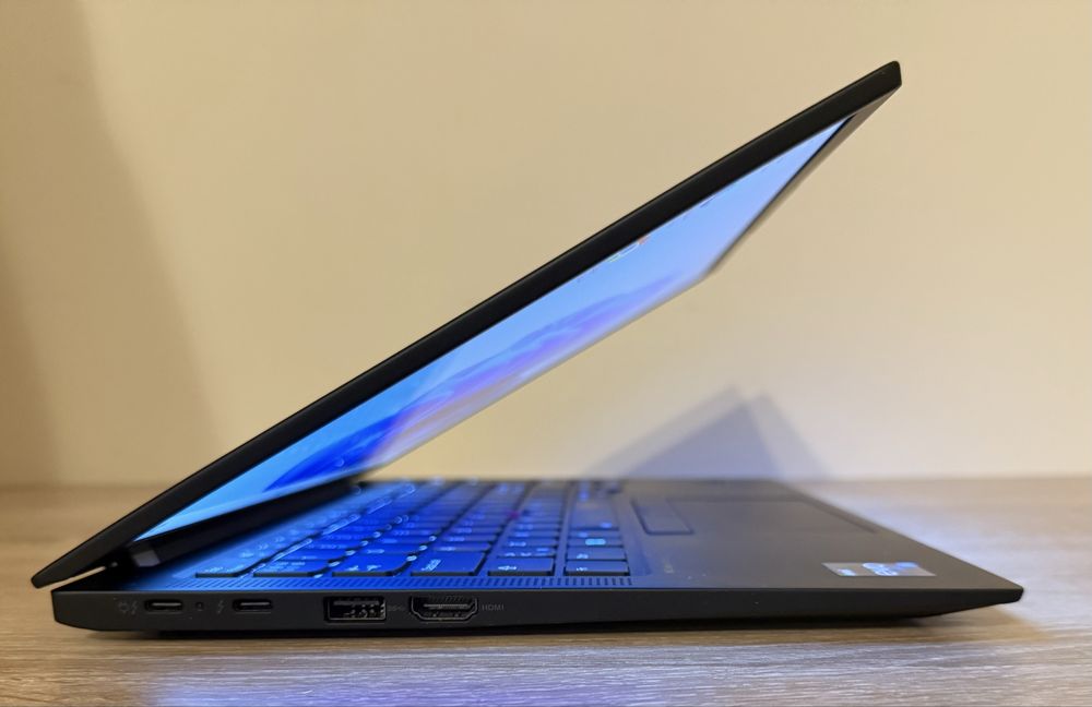 TOP ! Lenovo Thinkpad X1 Carbon Gen11 32GB ram i5 13th 512GB ! 14"