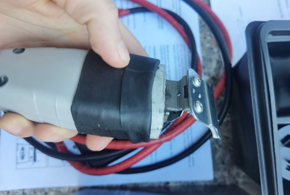 Тример за подстригване Andis T-outliner