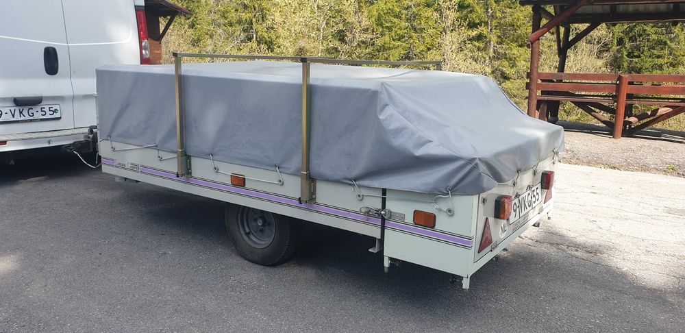 Remorcă tip cort import Olanda. Impecabilă.