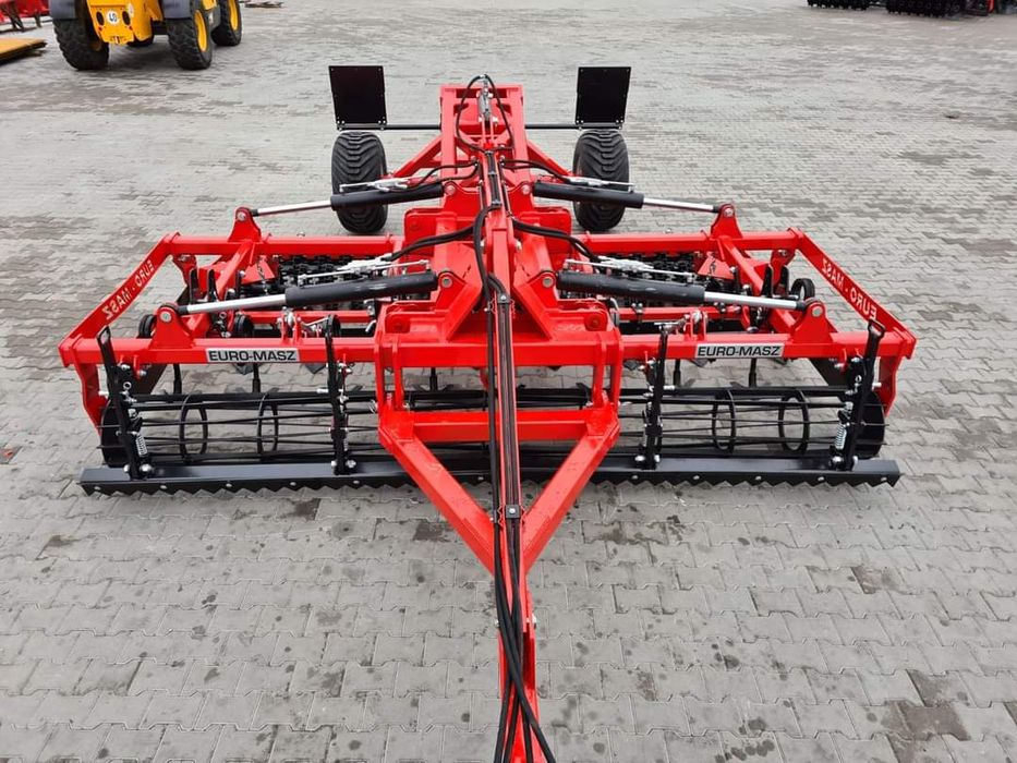 Combinator HIDRAULIC RODA kulitvator Compactor Kompactor Botosani • OLX.ro