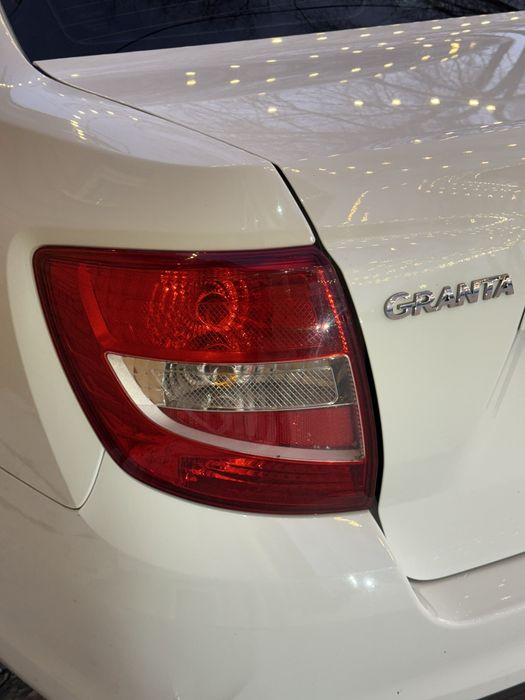 Продам машину гранта механика