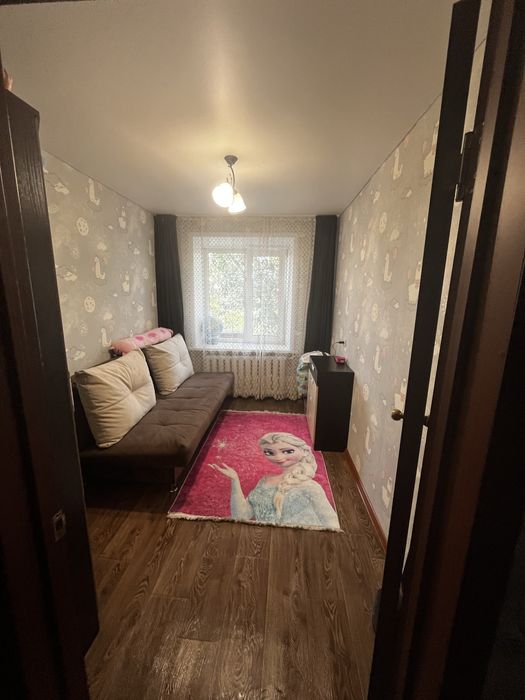 Продам квартиру 13 мкр