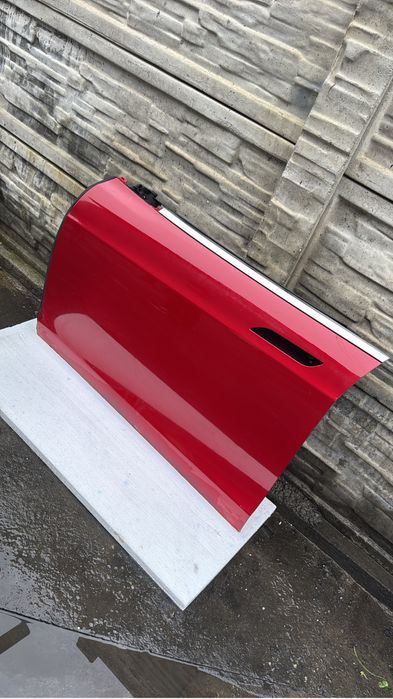 Usa stanga fata tesla model s