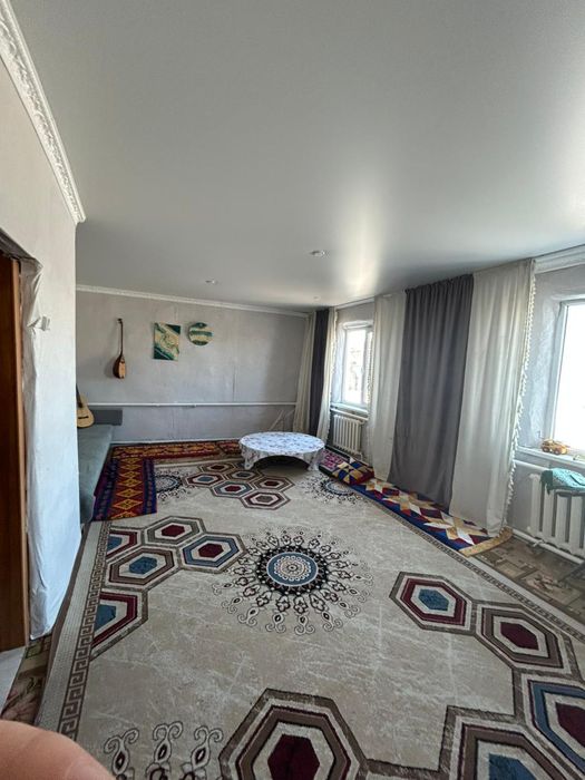 Уй сатылады Абай кошесинде 7/2