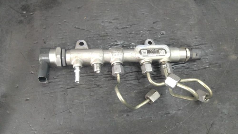 rampa injectoare b37d15a 1.5 d bmw seria 2 f45  f46  bmw x1 f48    0445213026