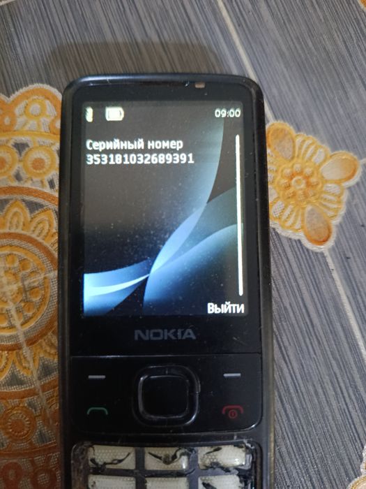 Нокиа 6700 сотилади