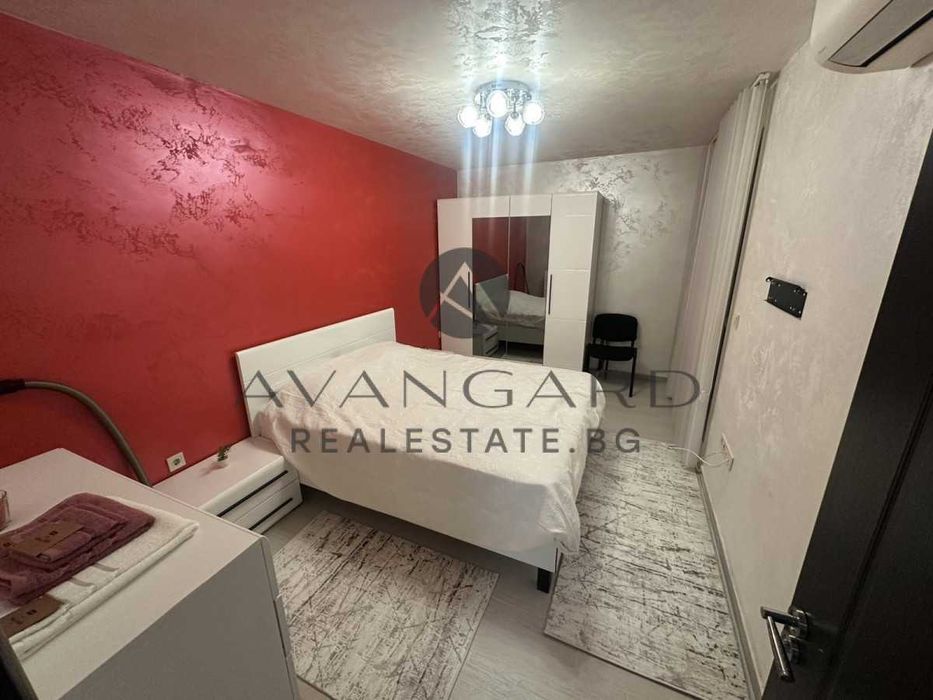 Продава се Двустаен апартамент в Пловдив, Център - 71 кв.м за 3154 €/кв.м - Снимка #7