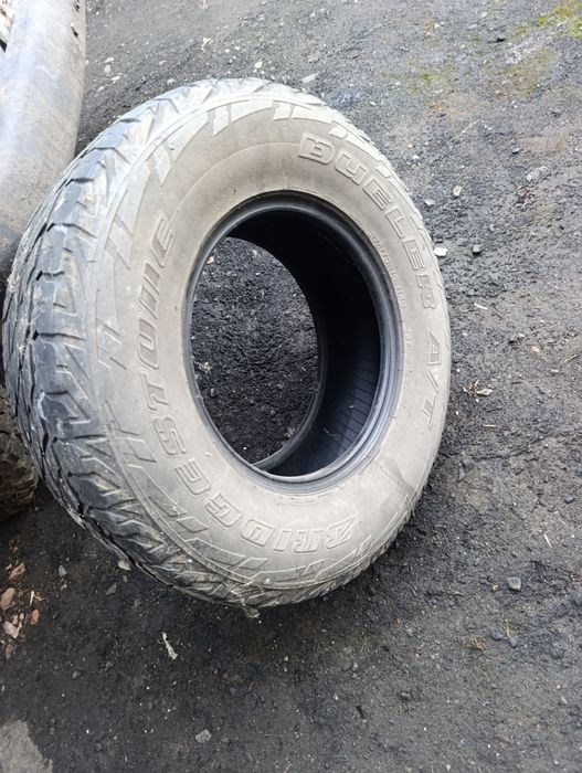 Одна шина 275/70/16
