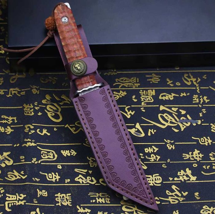 Cutit japonez Tanto, otel Damasc Full Tang, teaca piele