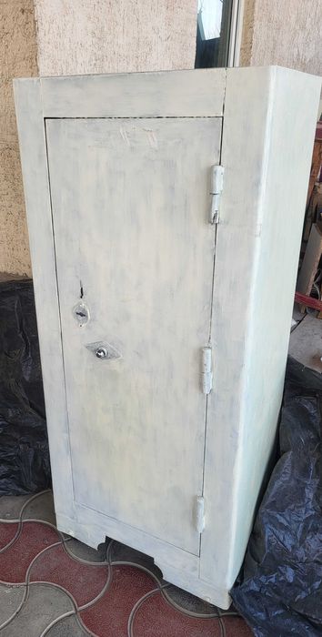 Сейф (шкаф металлический)