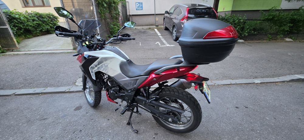 Vând motocicletă SYM NHT 125